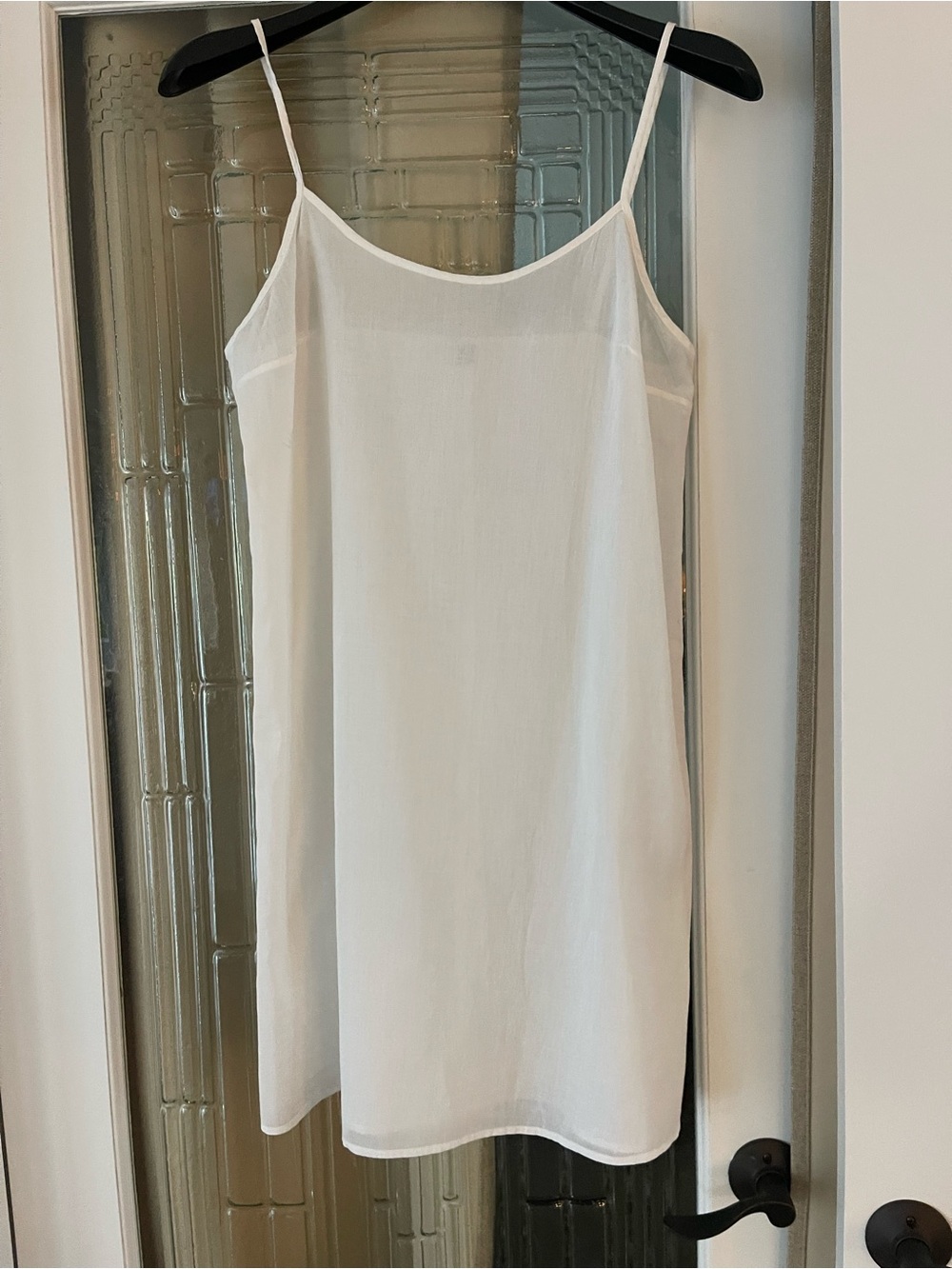 GAP White Eyelet Tiered Sleeveless Shirt Dress with Slip Lining & Pockets - Picture 5 of 9